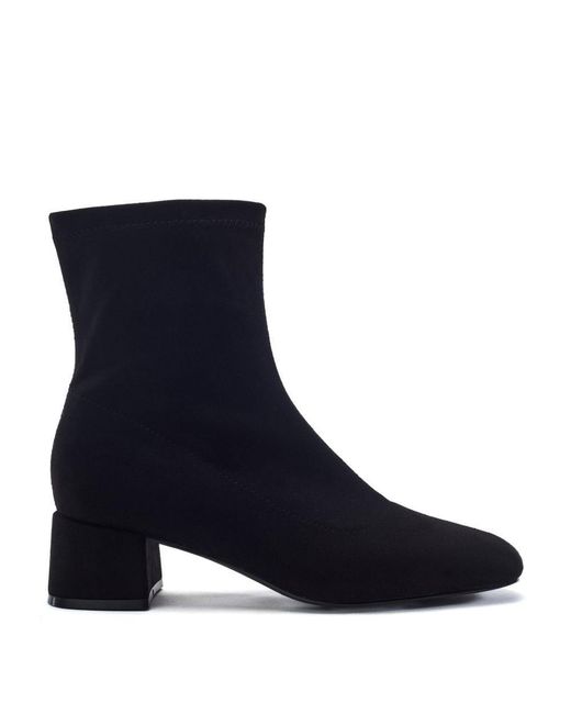 M By Moda Blue Ozzy Alcantara