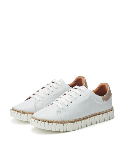 Shoon White Sh Indent Leather