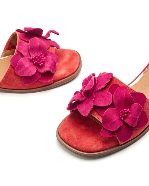 Moda In Pelle Red Laleh Suede