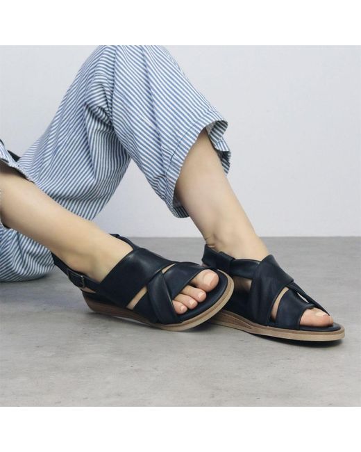 Shoon Blue Sh Iver Leather