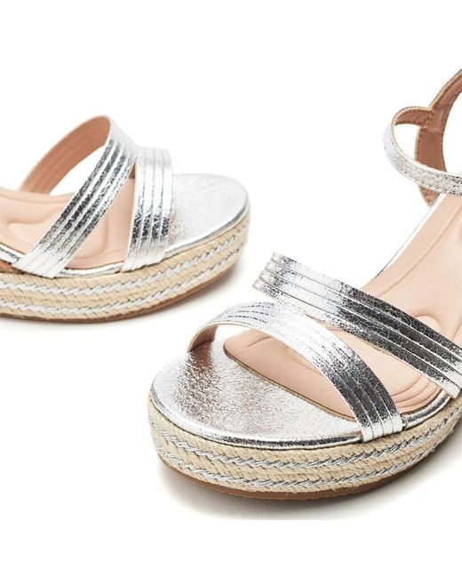 Moda In Pelle Metallic Spot Porvair