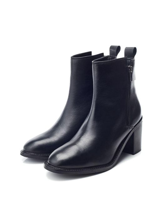 b.soleful Blue B.Molly Leather