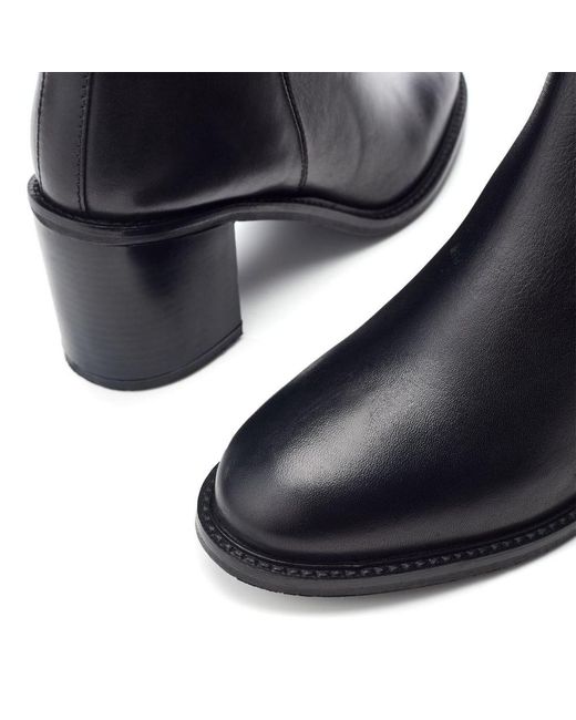 b.soleful Blue B.Fleur Leather