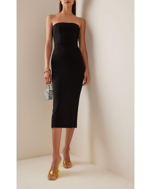 alex perry callan strapless stretch-crepe midi dress Alex Perry Callan Strapless Stretch-Crepe Midi Dress worn by Joanne  (Kristen Bell) as seen in Nobody Wants This (S01E10)