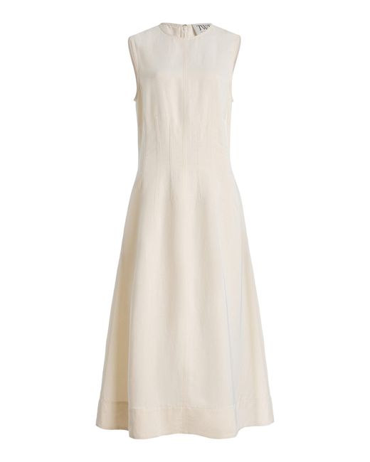 Twp White Dart-Detailed Crew Neck Dress