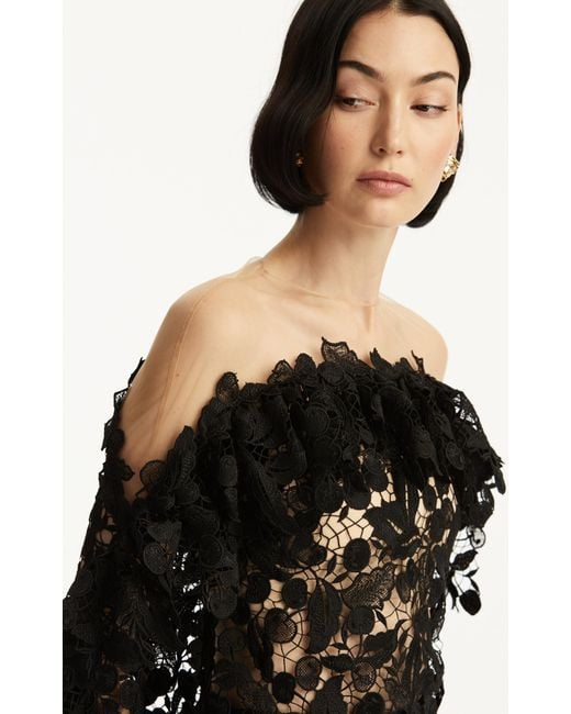 Oscar de la Renta Black Off-The-Shoulder Guipure Top