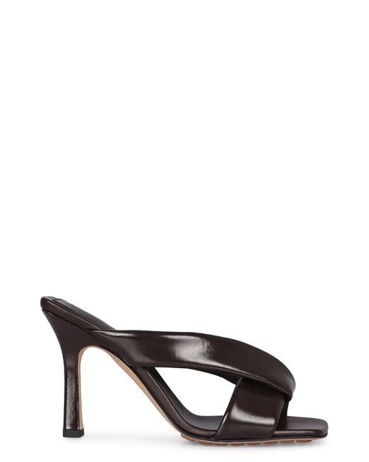 Bottega Veneta Black Riva Leather Mules