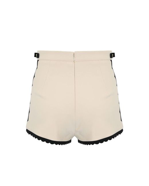 ショートパンツ Elisabetta Franchi DOUBLE CREPE SHORTS WITH EMBROIDERED HEM Elisabetta Franchi Butter Shorts in Natural | Lyst