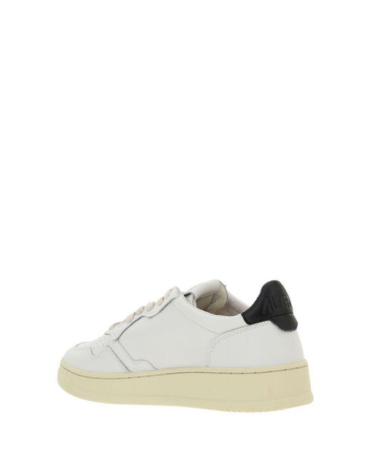 Autry White 'Medalist Low' Sneakers With Contrasting Heel Tab for men