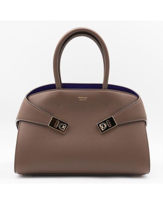 ★関税込み★ FERRAGAMO BROWN LEATHER HUG TOP HANDLE BAG Ferragamo Leather Hug Top Handle Bag in Brown | Lyst