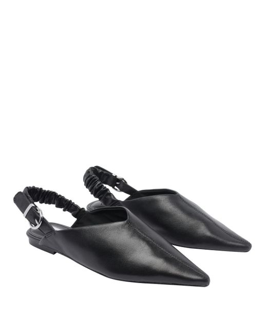 Steve Madden Black Flat Shoes