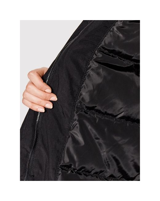 Calvin Klein Black Daunenjacke K20K204158 Regular Fit