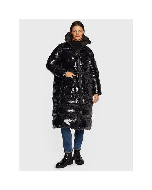 Calvin Klein Black Daunenjacke High Shine K20K204687 Regular Fit