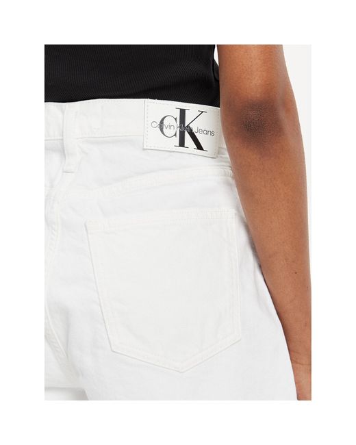 Calvin Klein White Jeansshorts J20J222811 Weiß Mom Fit
