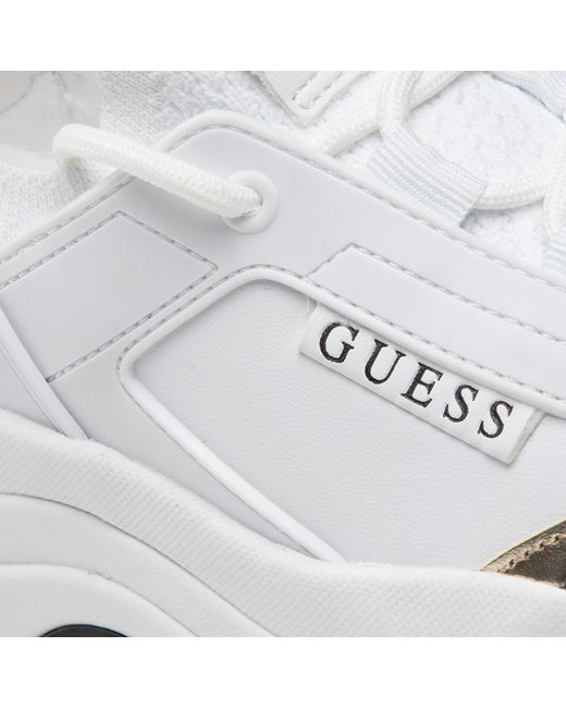 Guess White Sneakers Braydin Fl8Byd Smf12 Weiß