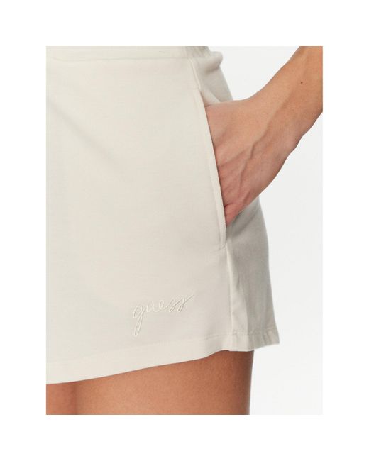 Guess White Stoffshorts O5Gd06 Kcqp2 Regular Fit