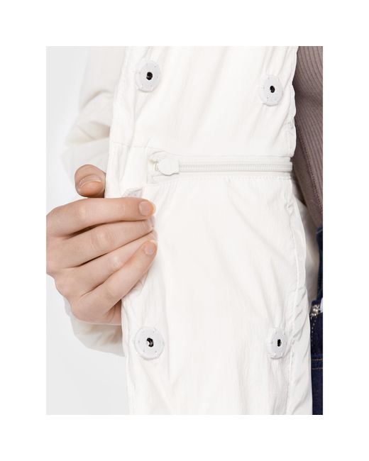 Calvin Klein White Daunenjacke Transform K20K204632 Weiß Regular Fit