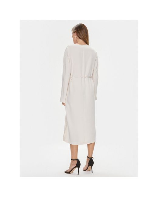 Calvin Klein White Kleid Für Den Alltag K20K206148 Écru Regular Fit