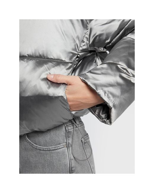 Calvin Klein White Winterjacke High Shine Metallic K20K204688 Regular Fit