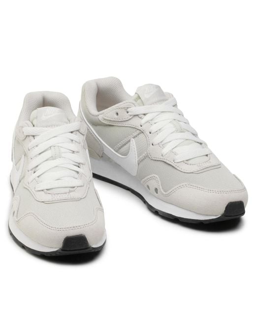 Nike White Sneakers venture runner ck2948 002