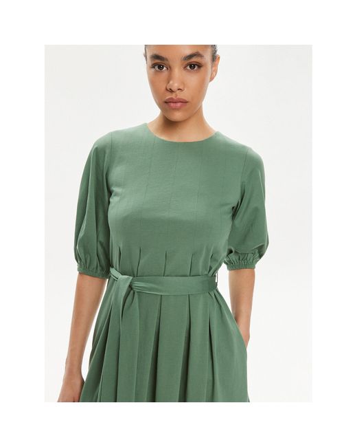 Weekend by Maxmara Green Kleid Für Den Alltag Jumbo 2415621072 Grün Regular Fit