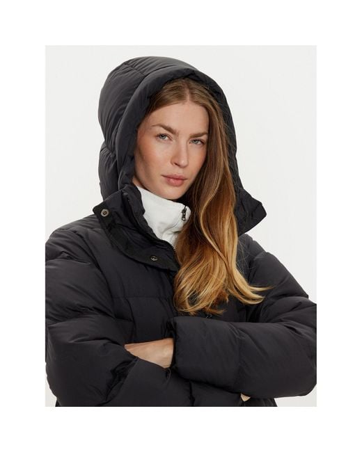 Peak Performance Black Daunenjacke Quiver G79931030 Regular Fit
