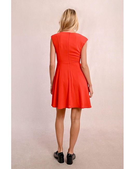 Robe courte patineuse Molly Bracken en coloris Red