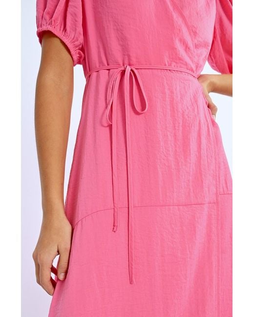 Robe longue, manches ballons Molly Bracken en coloris Pink