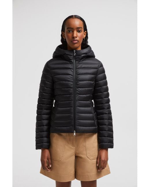 Plumífero Corto Con Capucha Ige, Mujer, Talla Moncler de color Black