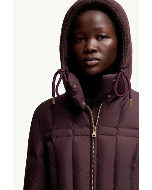 Plumífero Corto Con Capucha Y Acolchado Vertical Estom, Mujer, Talla Moncler de color Purple