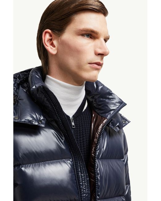 Moncler Maya Kurze Daunenjacke Mit Kapuze, Herren, Größe in Blue für Herren