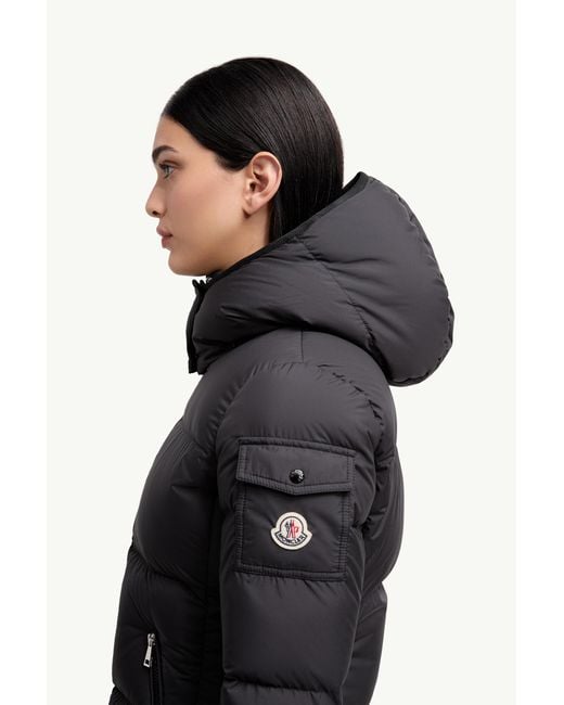 Moncler Fourmines ショートダウンジャケット Black