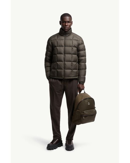 メンズ Moncler Eglise ショートダウンジャケット Brown