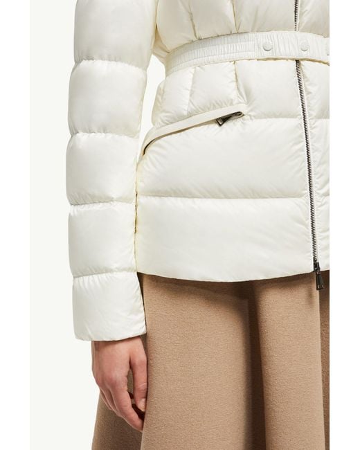 Moncler Boedショートダウンジャケット White