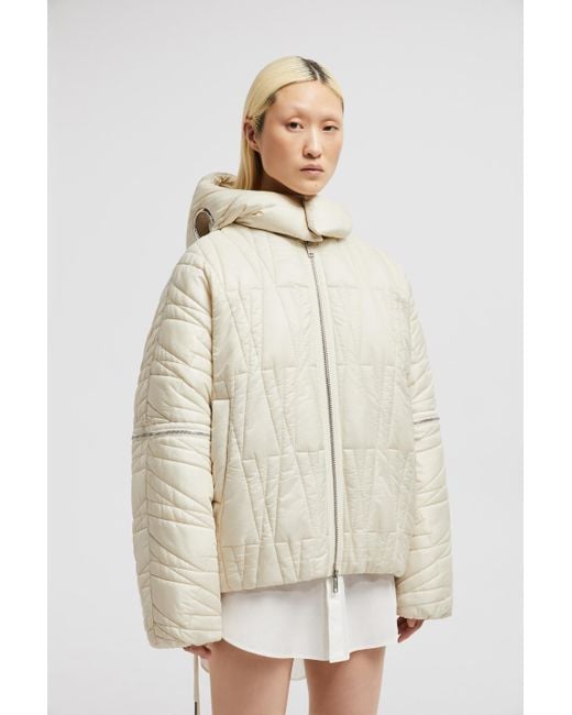 ジャケット MONCLER Moncler x Willow Smith 'Haissa' down jacket Moncler Willow Smith X Willow Smith Haissa 2-In-1 Short Down