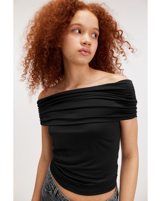 Monki Black Fitted Sleeveless Off-shoulder Top