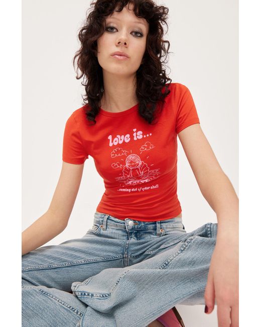 Monki Red × Love Is... Cropped Printed T-shirt