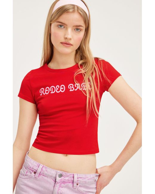 Monki Red Cropped T-shirt