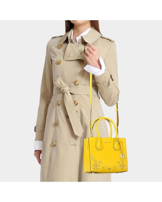 MICHAEL Michael Kors Leder Handtasche Mercer Medium aus sonnenblumengelbem  Kalbsleder in Gelb | Lyst DE