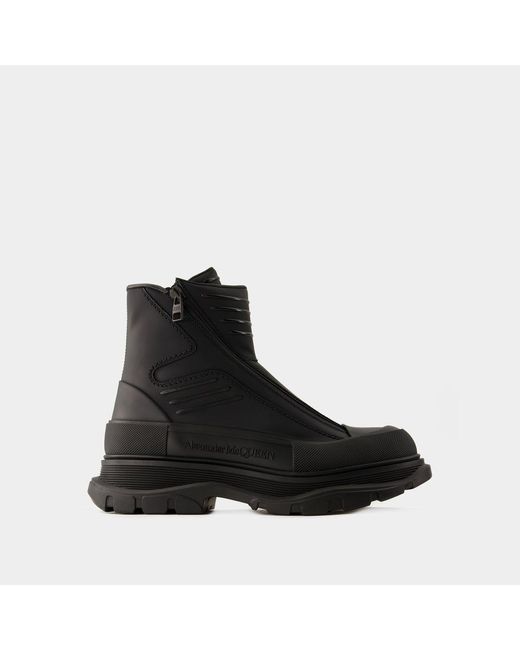Alexander McQueen Black Tread Ankle Boots for men