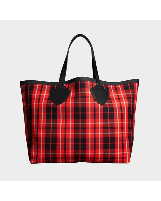 Burberry the cheap giant tote