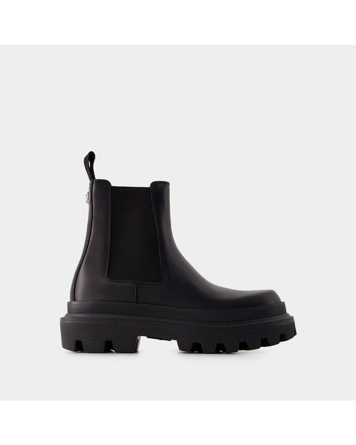 Dolce & Gabbana Black Chelsea Boots for men