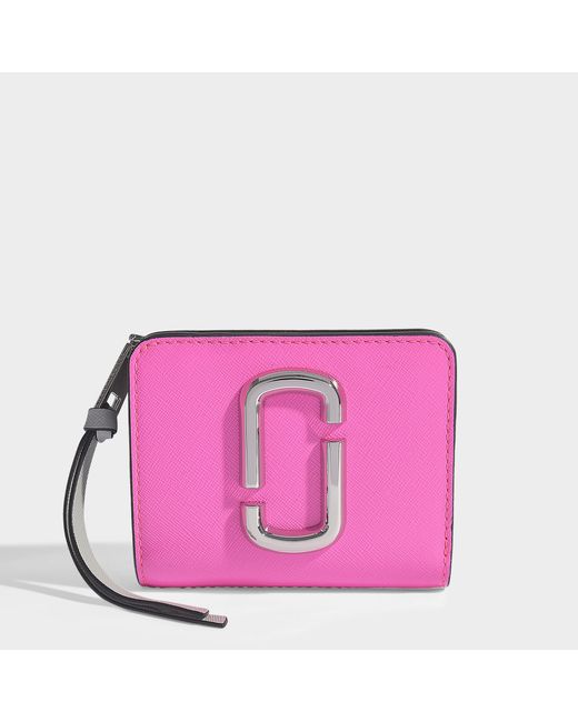 Marc Jacobs Snapshot Mini Compact Wallet In Bright Pink Leather With  Polyurethane Coating
