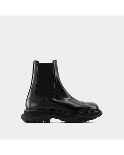 Alexander McQueen Black Treadslick Ankle Boots for men