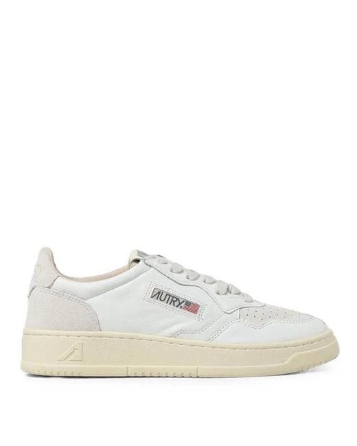 Autry White Medalist Low Sneakers