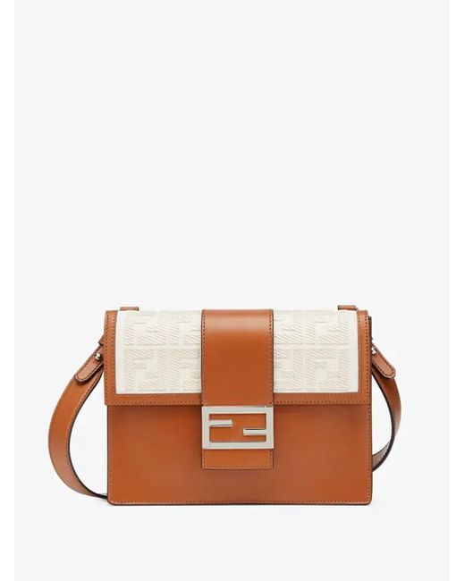 fendi flat baguette