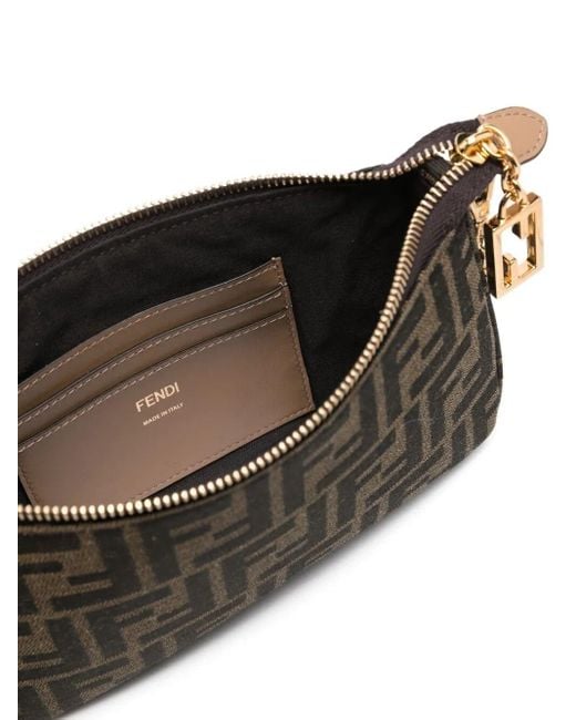 Pouch Baguette Con Catena di Fendi in Gray