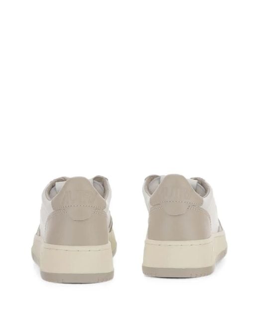 Autry White Medalist Low Sneakers