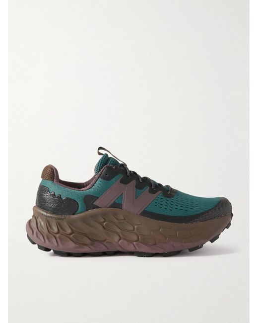 Sneakers in mesh con finiture in gomma Fresh Foam More Trail v3 di New Balance in Green da Uomo
