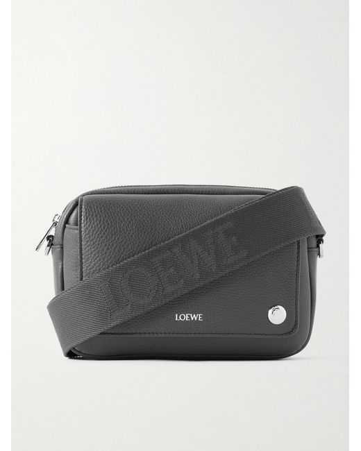 Loewe Pebble Umhängetasche aus vollnarbigem Leder in Gray für Herren
